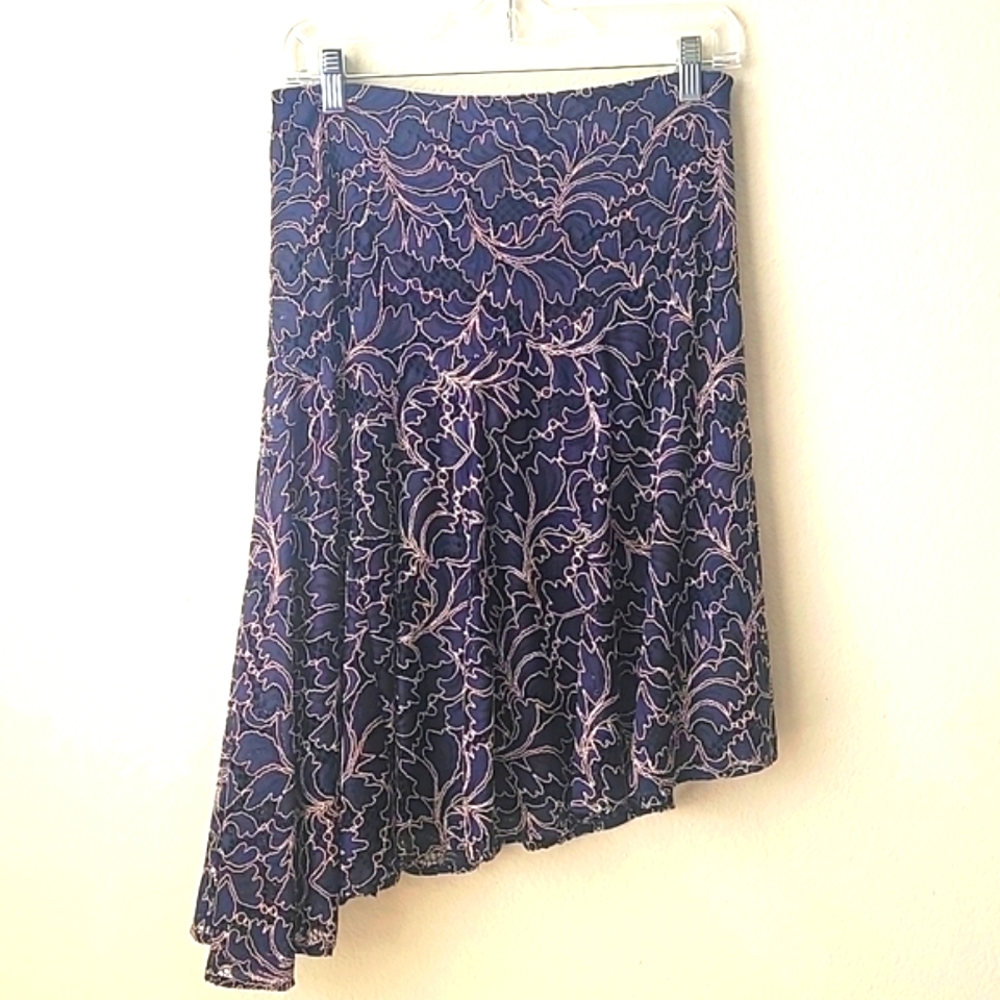 Zara Basic Navy Assymetrical Lace Skirt Size M.